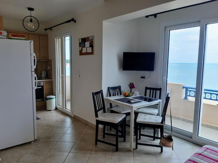 Almiriki Apartment Елафонисос Екстериор снимка