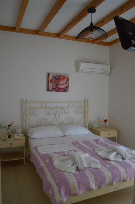 Almiriki Apartment Елафонисос Екстериор снимка